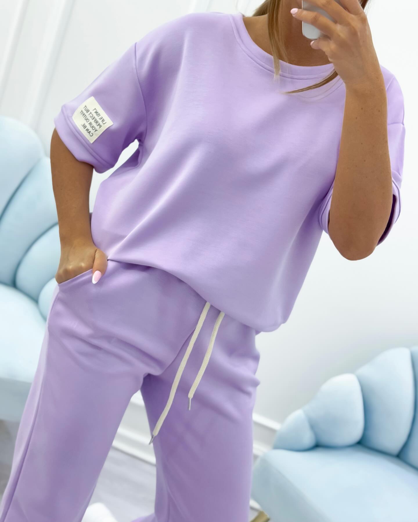 ⏳ Vremenski ograničena ponuda! ⏰ Ovaj ženski ležerni set sadrži jednostavan top i pantalone.